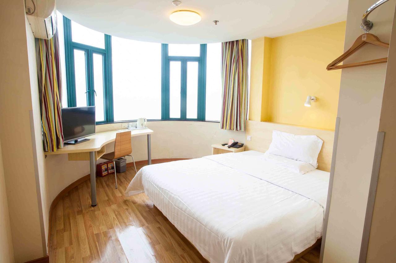 7Days Inn Guangzhou Southern Hospital Medical College Station Buitenkant foto