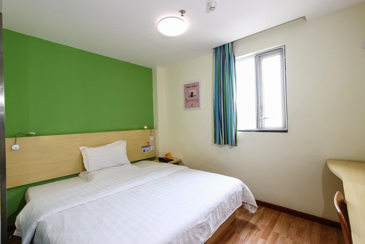 7Days Inn Guangzhou Southern Hospital Medical College Station Buitenkant foto