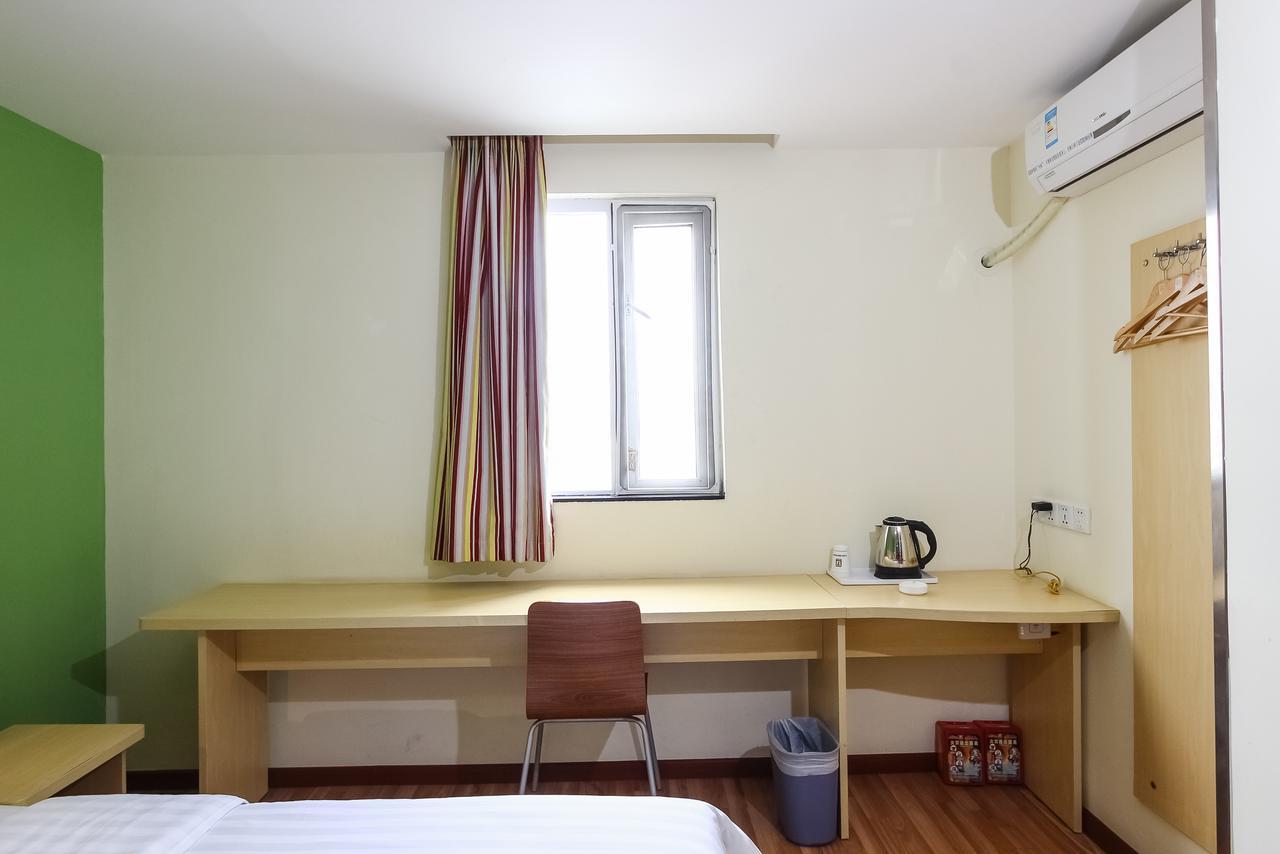 7Days Inn Guangzhou Southern Hospital Medical College Station Buitenkant foto