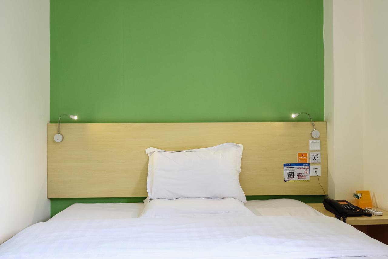 7Days Inn Guangzhou Southern Hospital Medical College Station Buitenkant foto